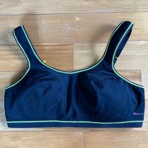 Freya 34DDD Sports Bra Wirefree